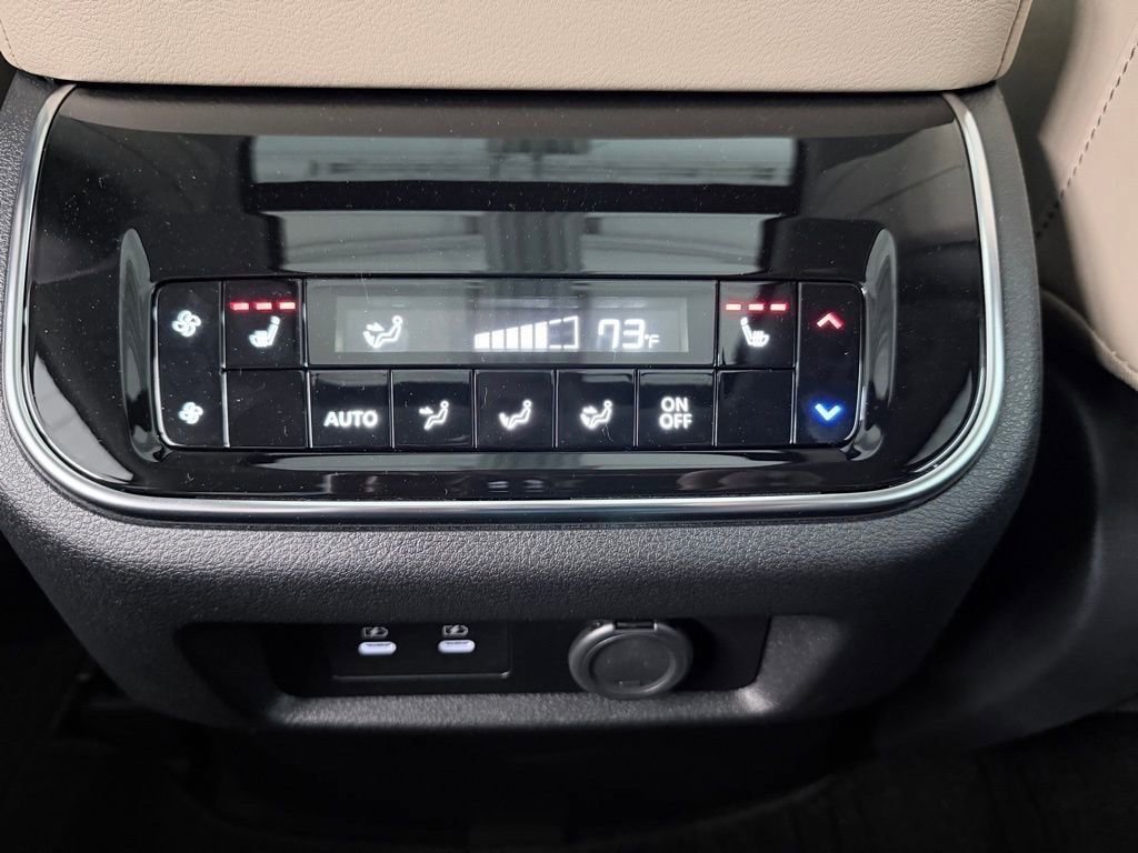 Certified 2026 INFINITI QX80 Pure w/ Cargo Package image 35