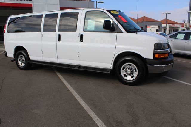 Used 2020 Chevrolet Express 3500 LT w/ LT Preferred Equipment Group RWD image 22