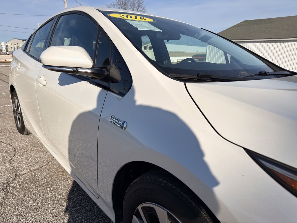 Used 2018 Toyota Prius Prime Premium image 7