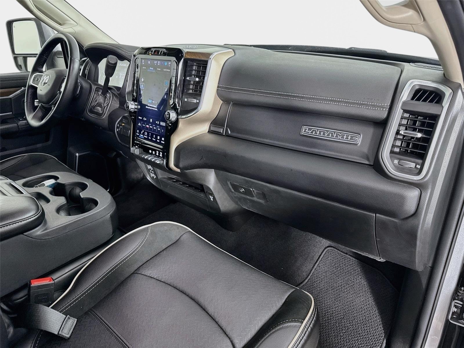 Used 2024 RAM 2500 Laramie w/ Safety Group AWD/4WD image 26