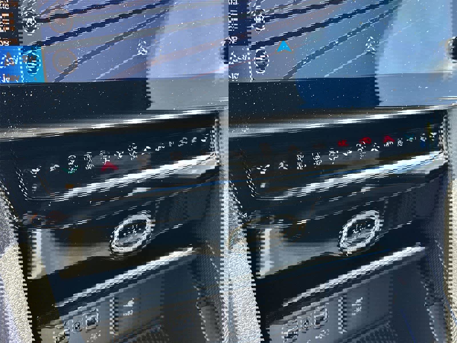 Used 2026 Jeep Grand Cherokee Altitude RWD image 27