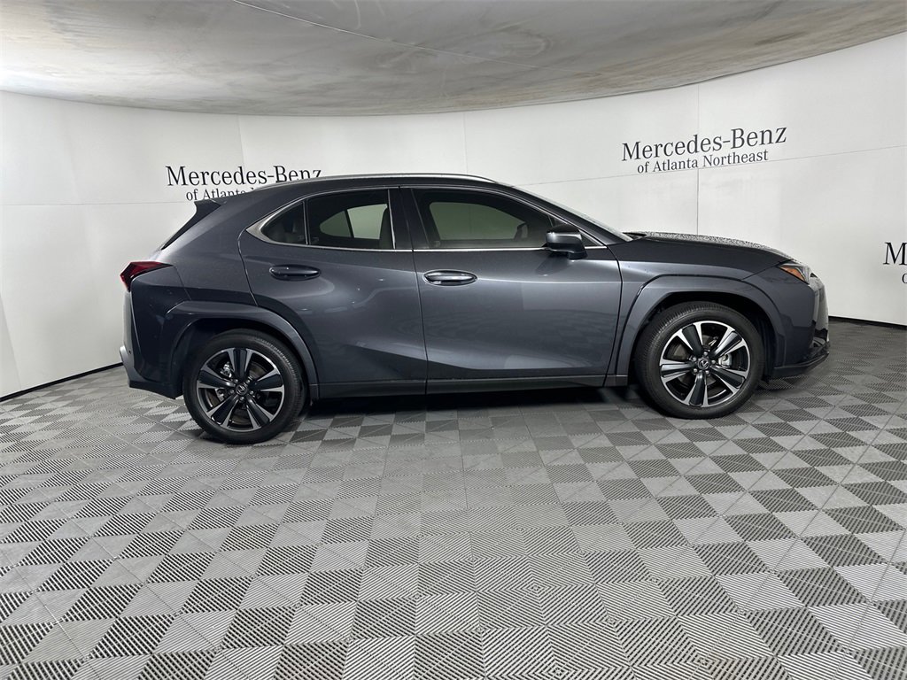 Used 2025 Lexus UX 300h FWD image 8