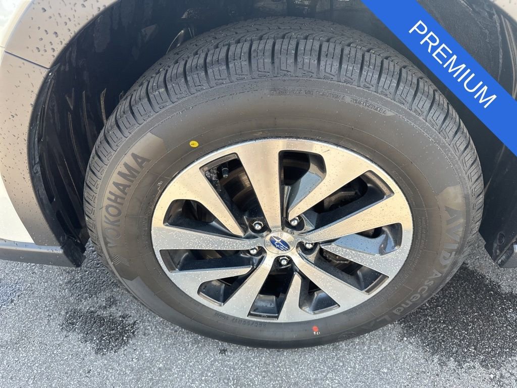 Used 2022 Subaru Outback Premium image 36