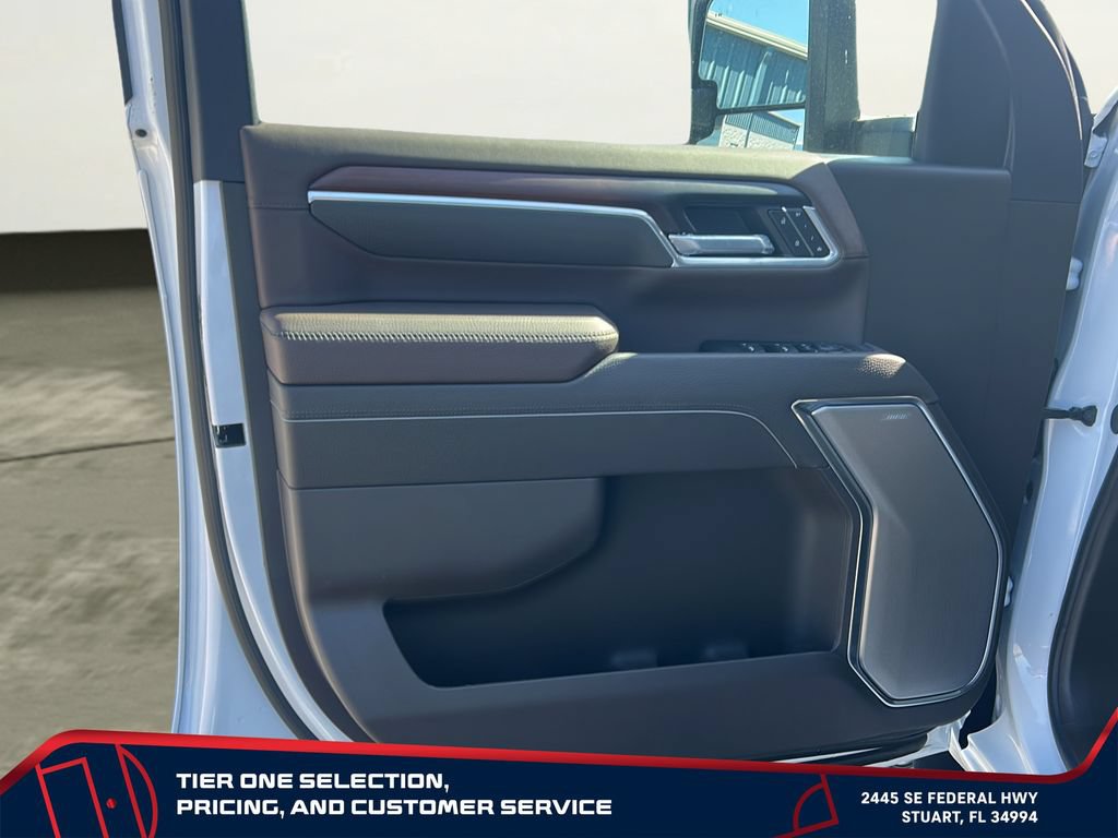 New 2026 GMC Sierra 3500 Denali w/ Denali Reserve Package AWD/4WD image 12