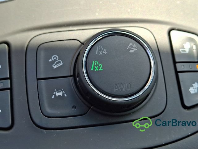 Used 2024 GMC Terrain SLT AWD/4WD image 24