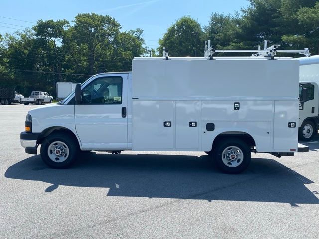 New 2024 GMC Savana 3500 w/ Power Convenience Package image 4