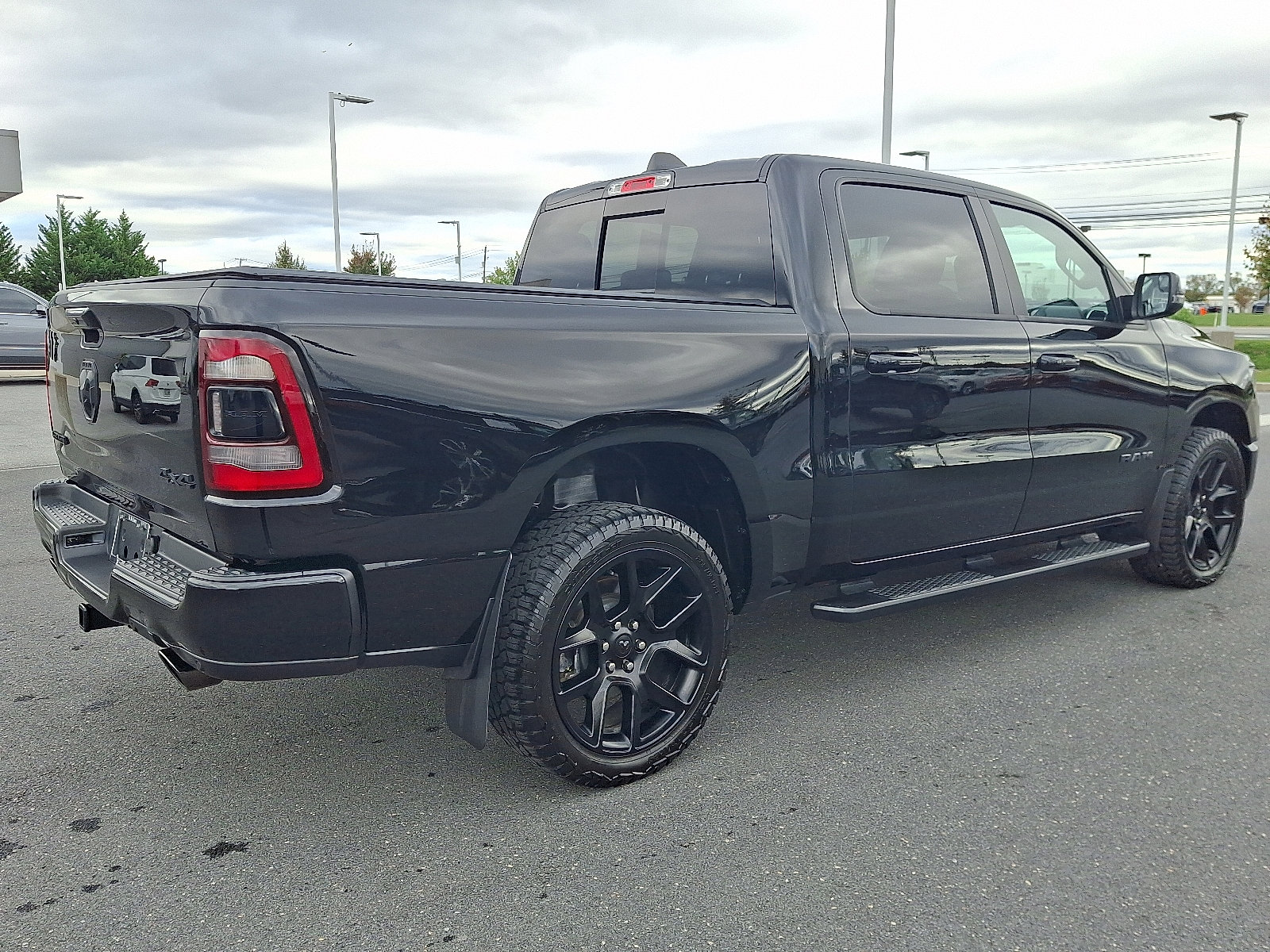 Used 2024 RAM 1500 Laramie image 6