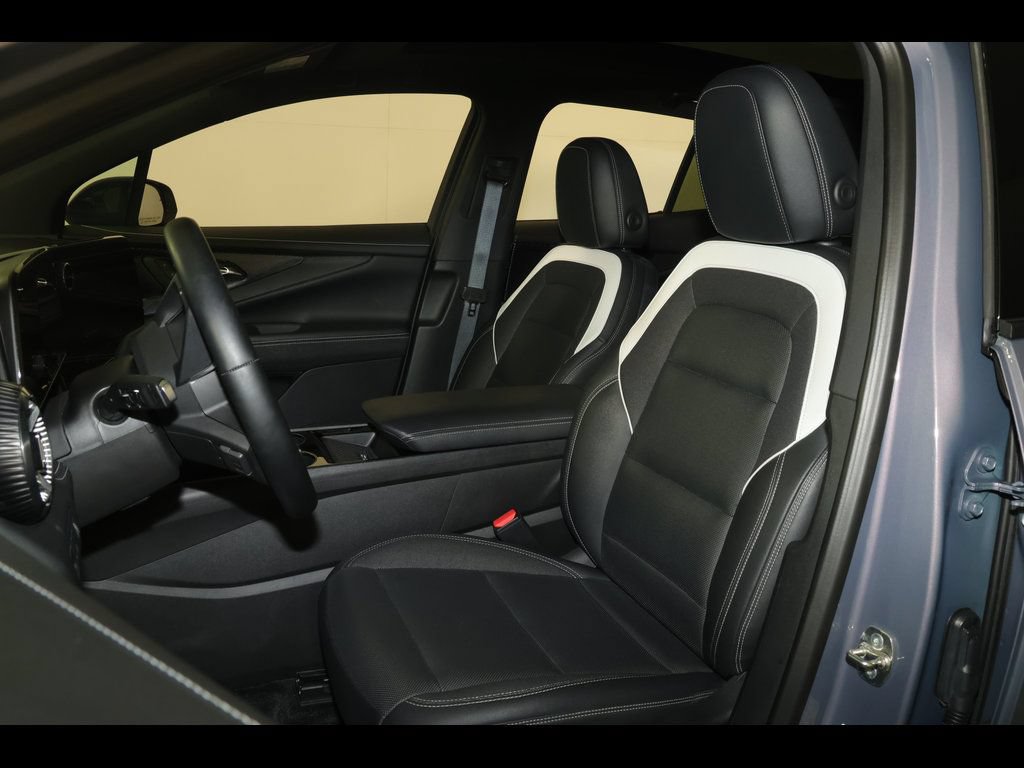 Certified 2024 Chevrolet Blazer EV LT AWD/4WD image 26