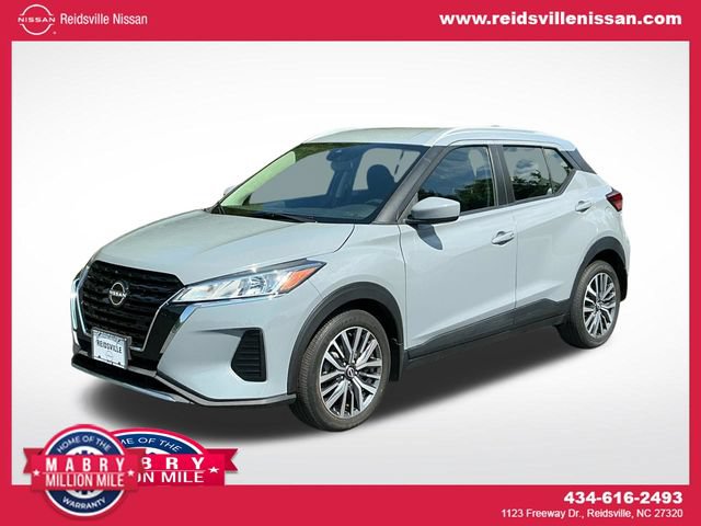 Used 2024 Nissan Kicks SV FWD image 1