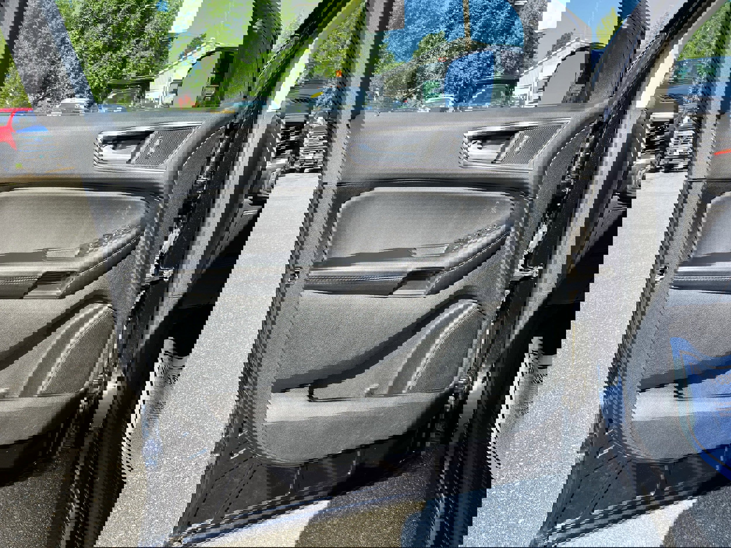 Used 2022 Ford Edge SEL w/ Convenience Package image 8