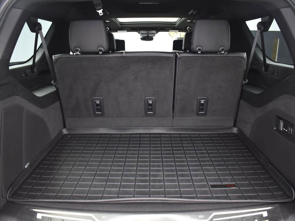 Used 2023 Cadillac Escalade ESV Premium Luxury w/ Performance Package image 10