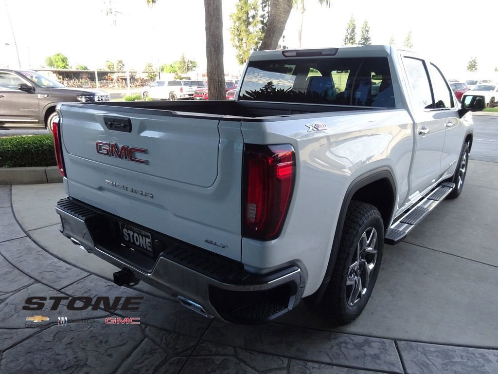 New 2026 GMC Sierra 1500 SLT w/ SLT Premium Package AWD/4WD image 10