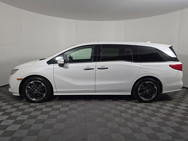 Used 2024 Honda Odyssey Elite image 2