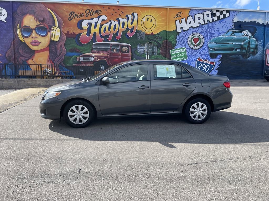 Used 2010 Toyota Corolla LE image 2