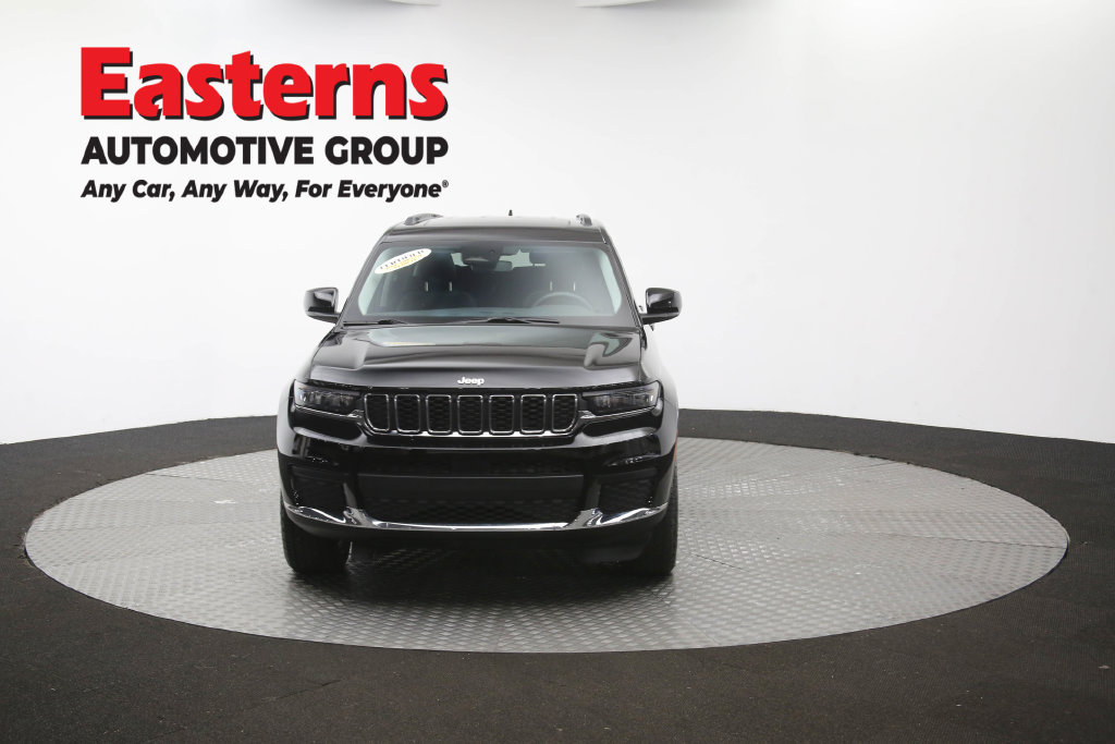 Used 2023 Jeep Grand Cherokee L Laredo AWD/4WD image 58
