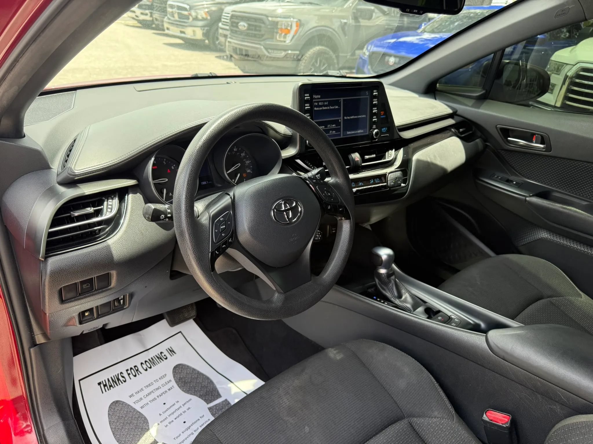 Used 2019 Toyota C-HR LE FWD image 11