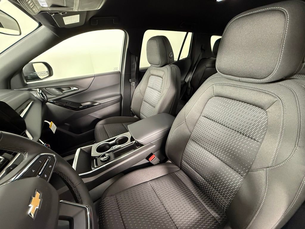 New 2026 Chevrolet Equinox LT image 24