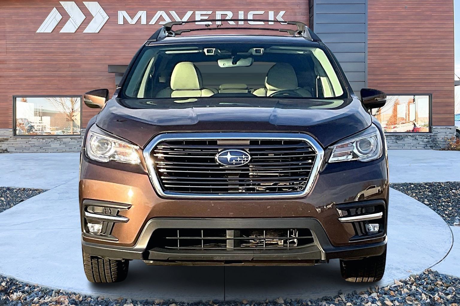 Used 2021 Subaru Ascent Limited w/ Technology Package image 2