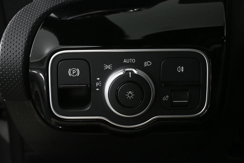 Certified 2026 Mercedes-Benz CLA 250 image 9