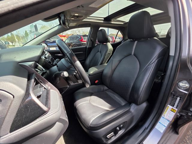 Used 2020 Toyota Camry XSE AWD/4WD image 10