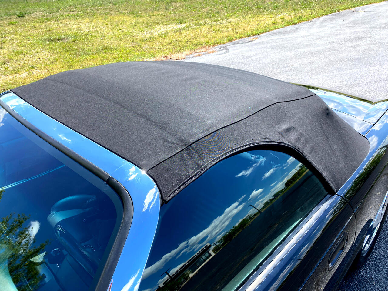 Used 2002 Ford Thunderbird Deluxe image 50