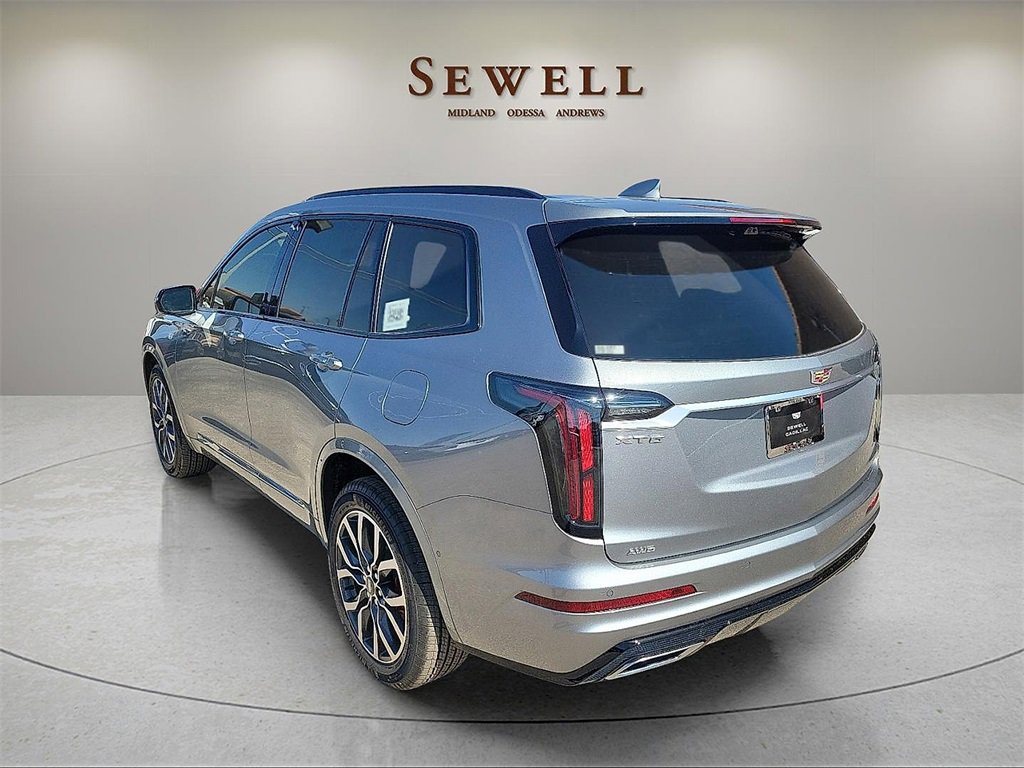 New 2025 Cadillac XT6 Sport w/ Technology Package image 3