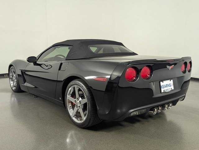 Used 2006 Chevrolet Corvette Convertible w/ Preferred Equipment Group image 11
