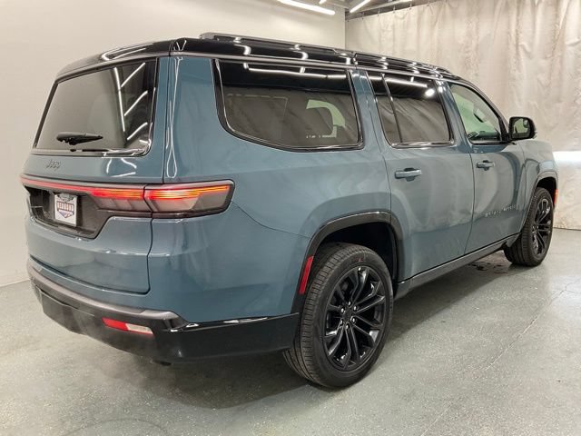New 2026 Jeep Grand Wagoneer Summit w/ Rear Seat Video Group I AWD/4WD image 7