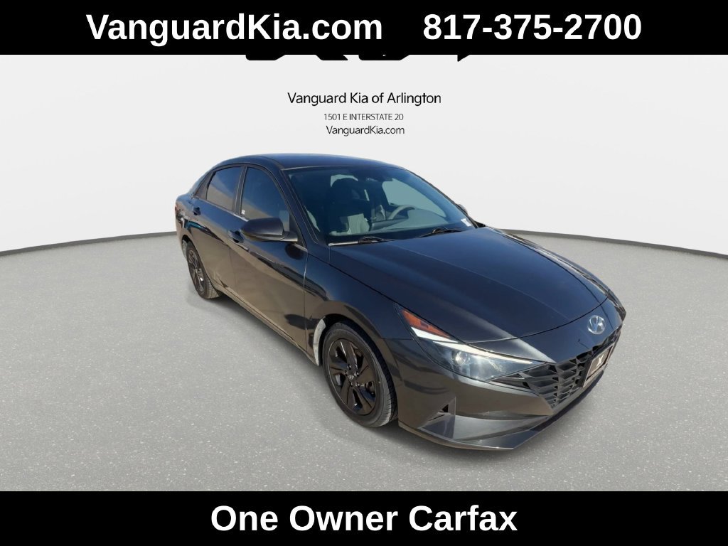 Used 2023 Hyundai Elantra SEL FWD image 2