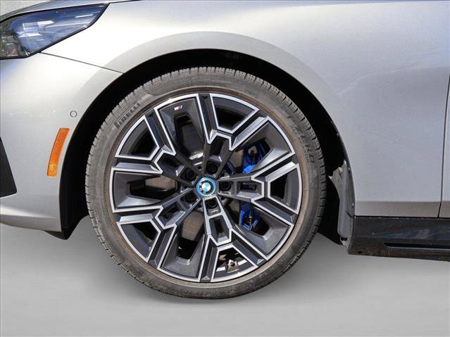 Used 2025 BMW i5 xDrive40 w/ M Sport Package AWD/4WD image 29