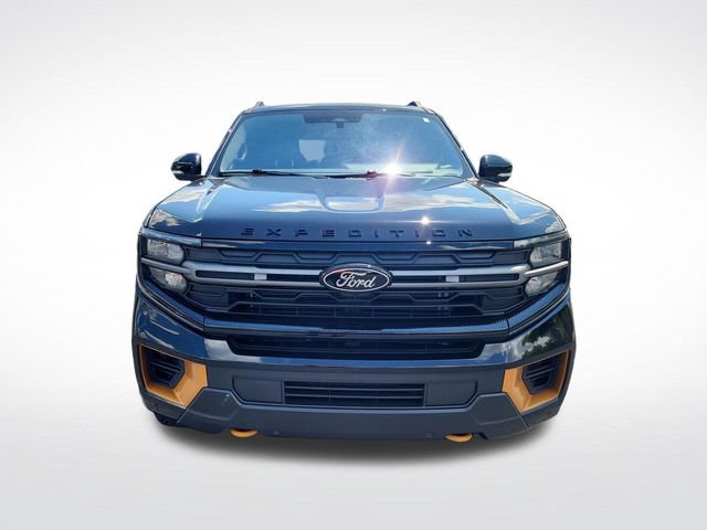 Used 2025 Ford Expedition Tremor AWD/4WD image 8