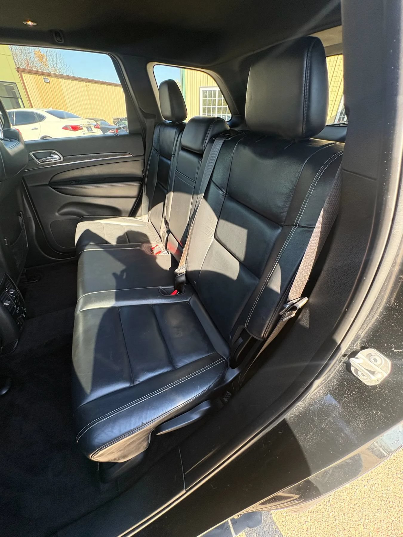 Used 2017 Jeep Grand Cherokee Limited AWD/4WD image 39