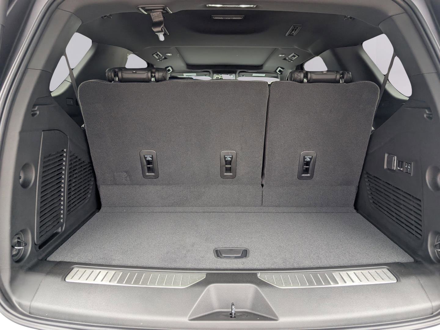 New 2026 Chevrolet Tahoe High Country image 36