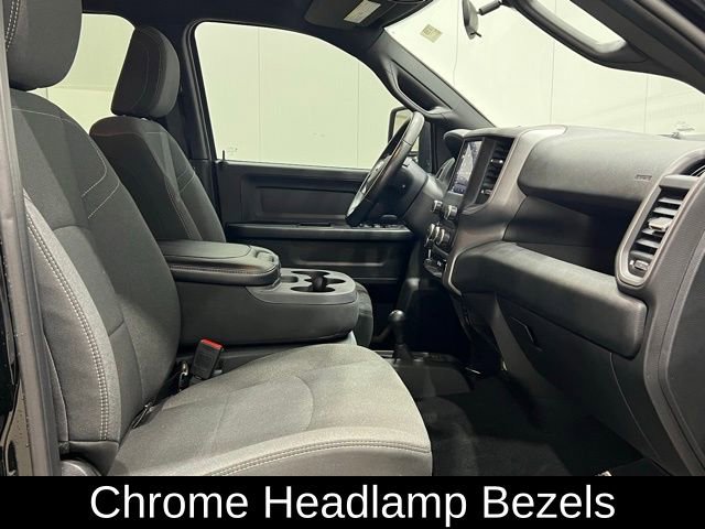 Used 2024 RAM 2500 Tradesman w/ Chrome Appearance Group image 17