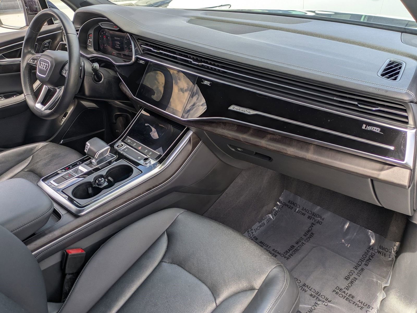 Used 2023 Audi Q7 2.0T Premium Plus w/ Premium Plus Package AWD/4WD image 21