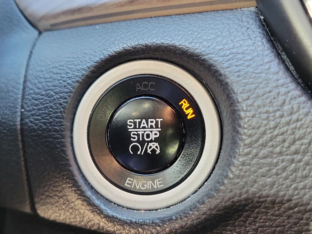 Used 2015 Chrysler 200 C w/ Navigation & Sound Group I AWD/4WD image 29