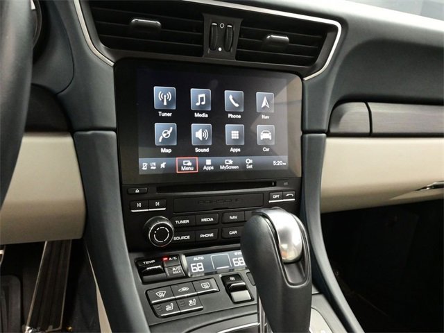 Used 2019 Porsche 911 Targa 4 GTS image 10