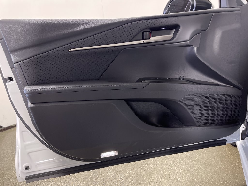 New 2026 Toyota Camry XSE FWD image 17