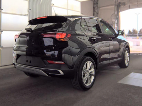 Used 2020 Buick Encore GX Preferred w/ Cold Weather Comfort Package FWD image 3