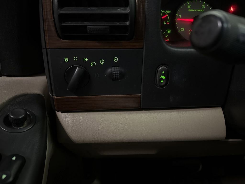 Used 2006 Ford F350 Lariat image 17