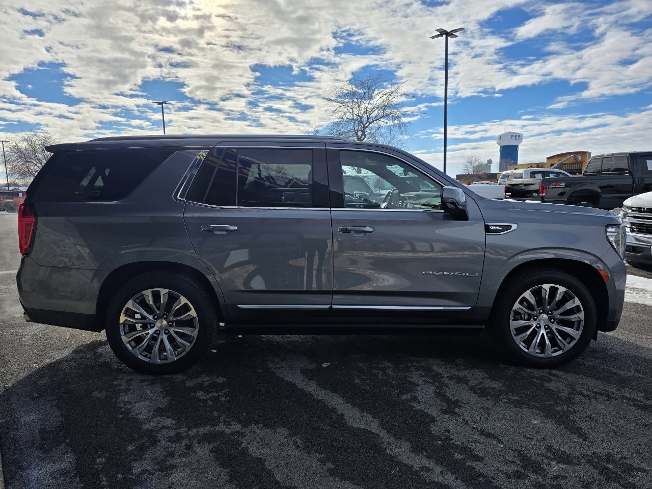 Used 2021 GMC Yukon Denali w/ Denali Ultimate Package image 14