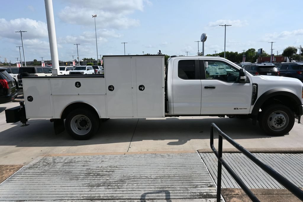 New 2026 Ford F550 4x4 Supercab Super Duty image 15
