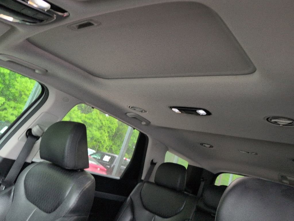 Used 2022 Hyundai Palisade SEL w/ 8P Bench Seat Package FWD image 8