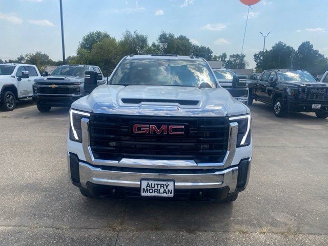 New 2025 GMC Sierra 2500 Pro image 9