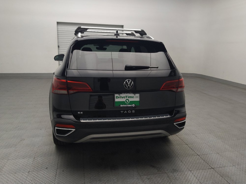 Used 2022 Volkswagen Taos SE FWD image 6