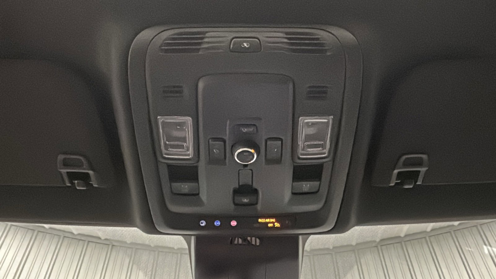 Used 2025 GMC Yukon XL Denali Ultimate image 33