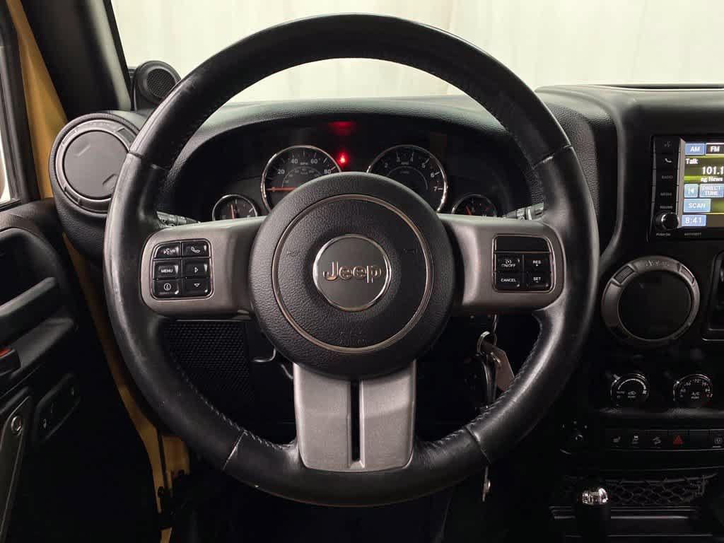 Used 2013 Jeep Wrangler Unlimited Sahara AWD/4WD image 19