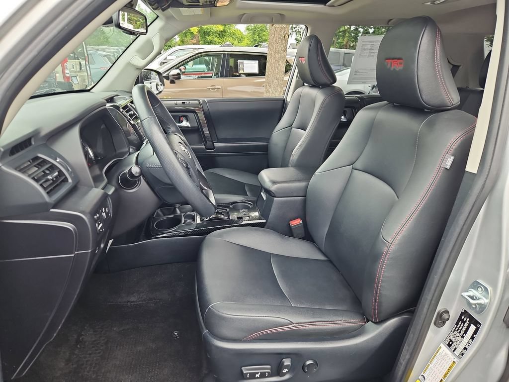 Used 2020 Toyota 4Runner TRD Off-Road Premium w/ Moonroof Package AWD/4WD image 12