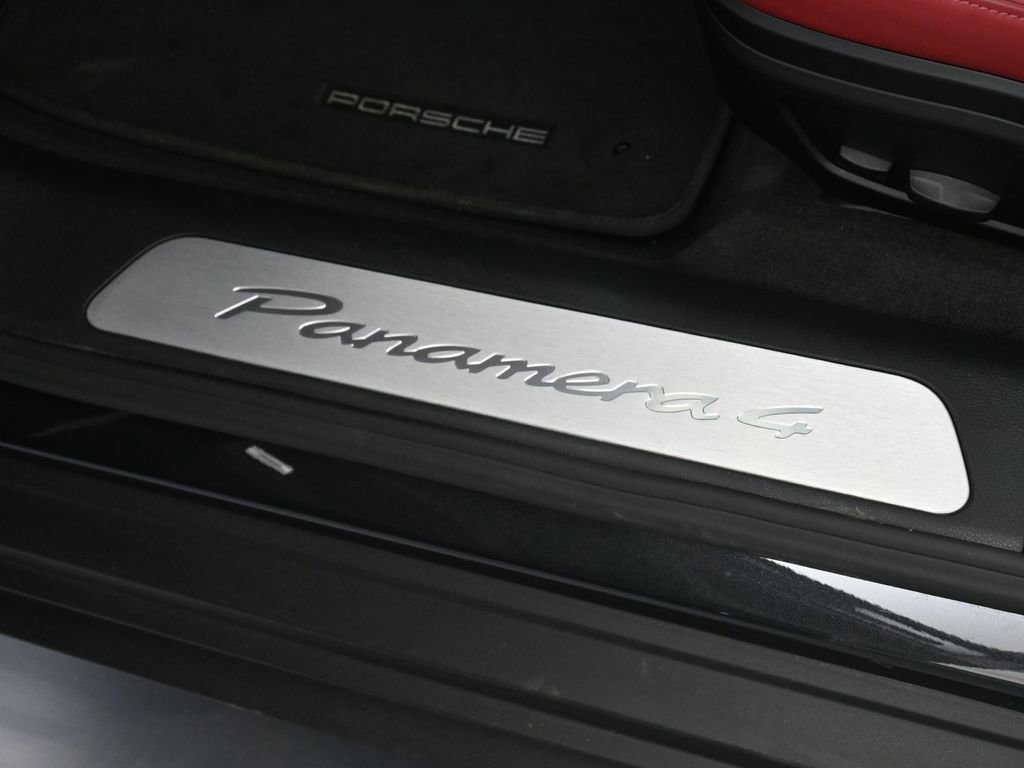 Certified 2024 Porsche Panamera 4 image 16