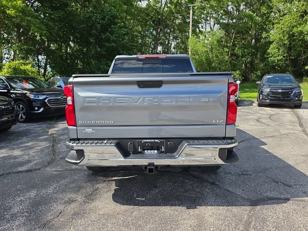 Used 2020 Chevrolet Silverado 1500 LTZ w/ LTZ Plus Package AWD/4WD image 6